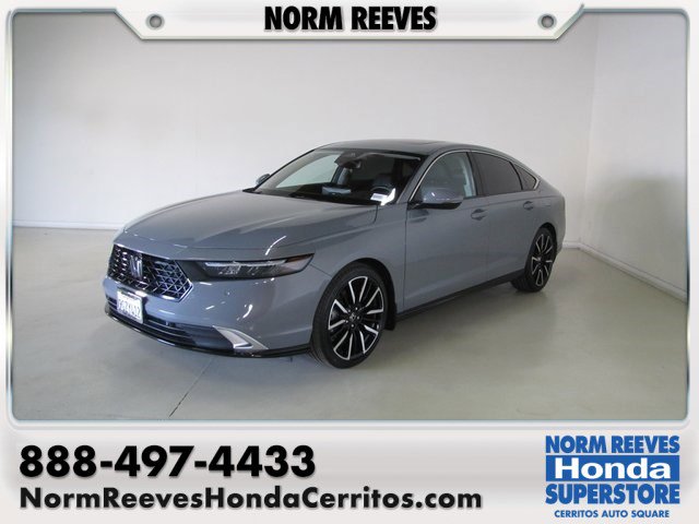 2023 Honda Accord Hybrid Touring's photo