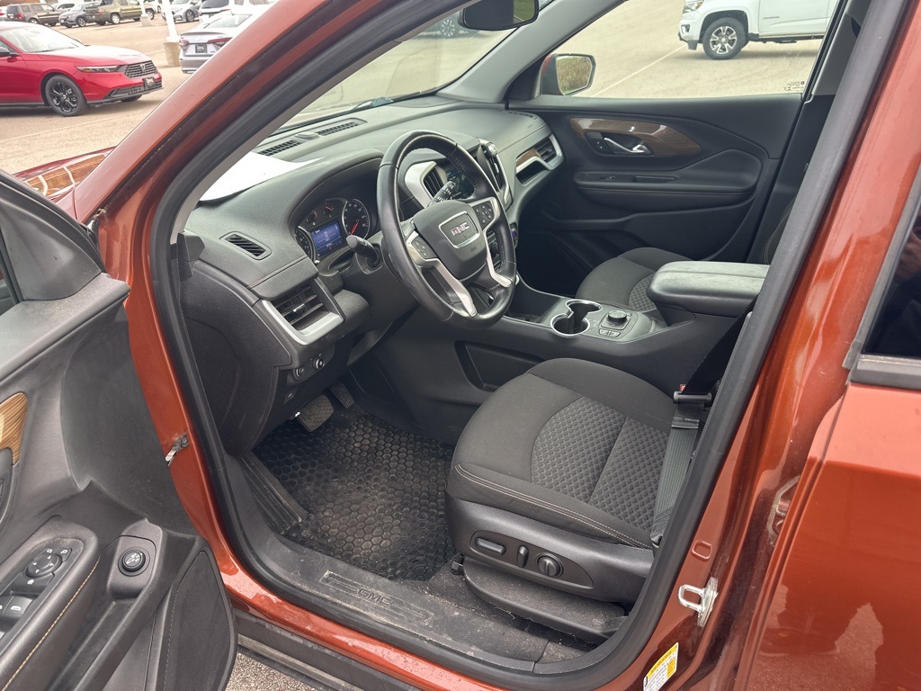 Used 2019 GMC Terrain SLE with VIN 3GKALTEVXKL261387 for sale in Onalaska, WI