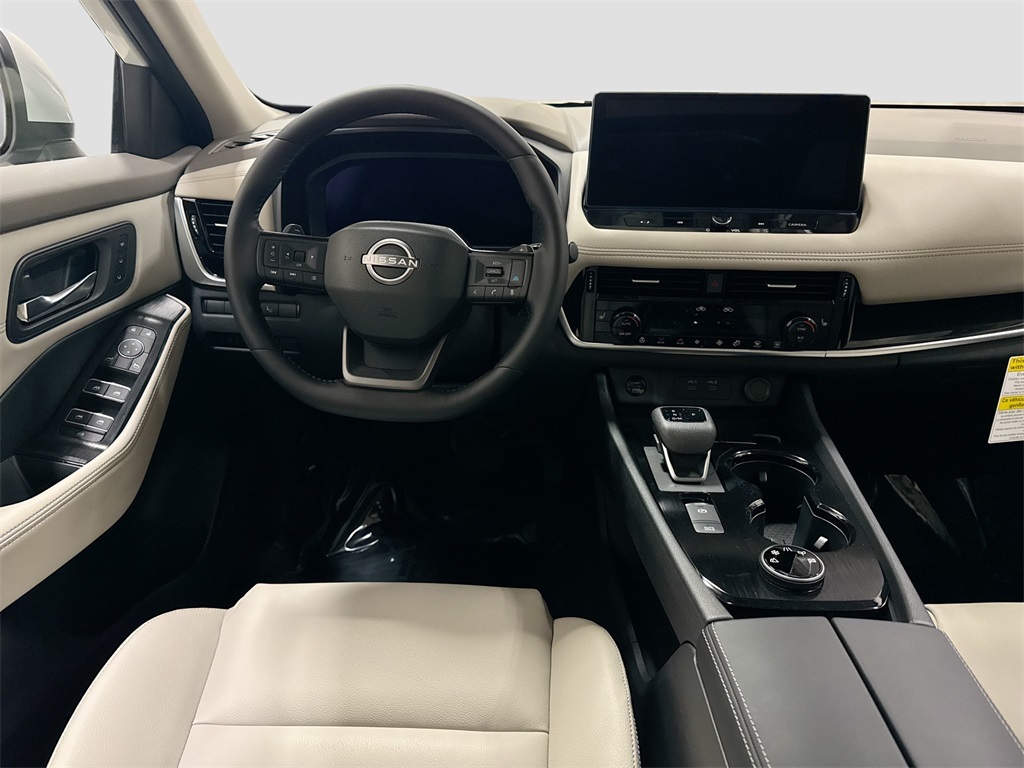 2025 Nissan Rogue SL photo 7