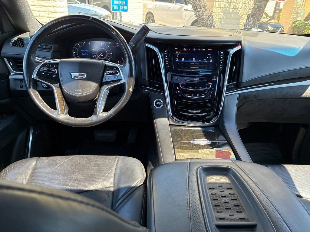 2016 Cadillac Escalade ESV Platinum photo 6