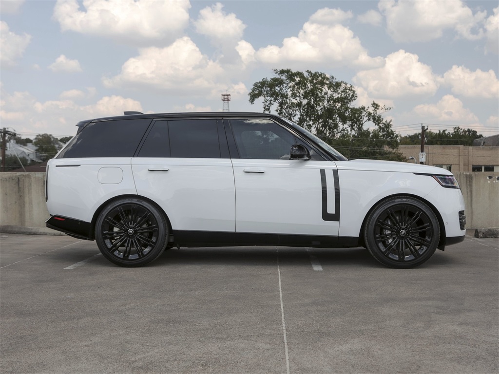 2025 Land Rover Range Rover SE photo 8