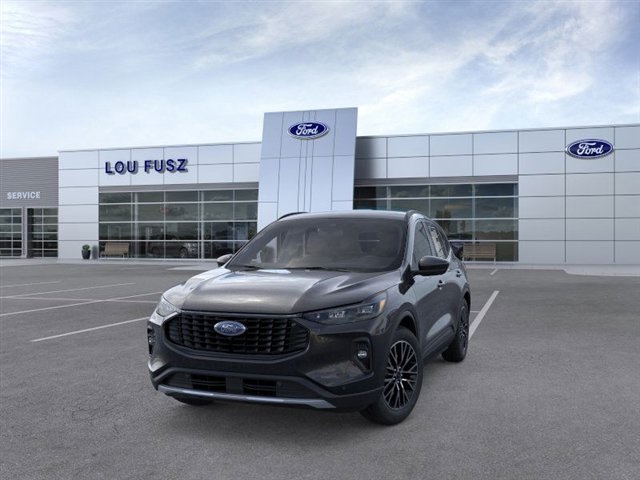 2025 Ford Escape Plug-In Hybrid photo 2