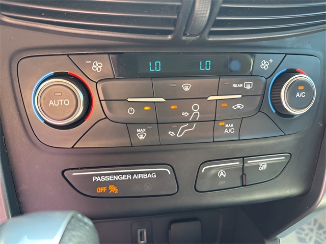 2017 Ford Escape SE photo 24