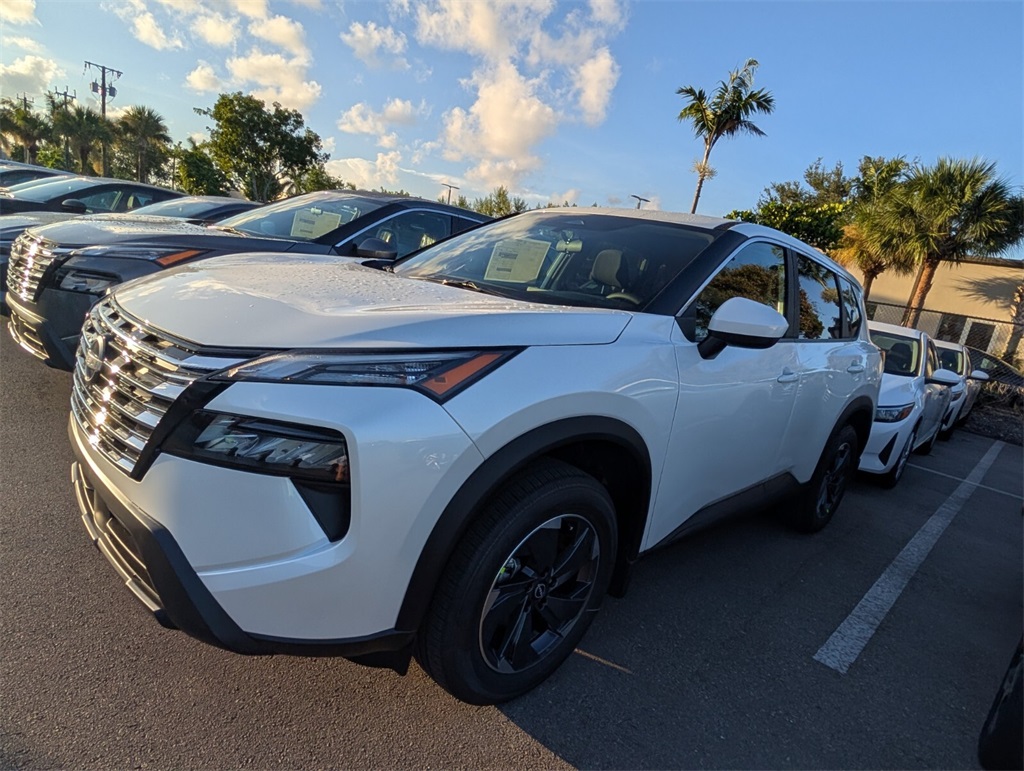 2026 Nissan Rogue SV photo 2