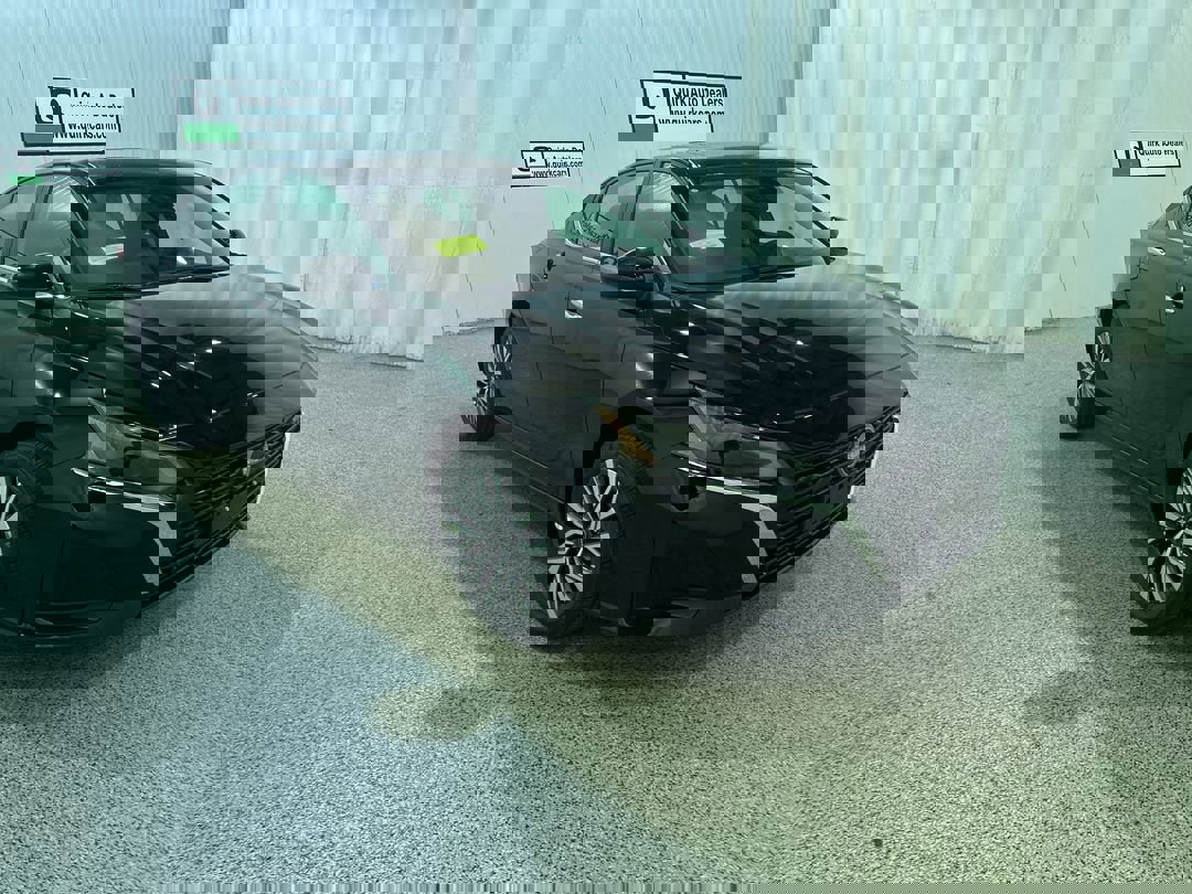 2025 Nissan Altima SV photo 3