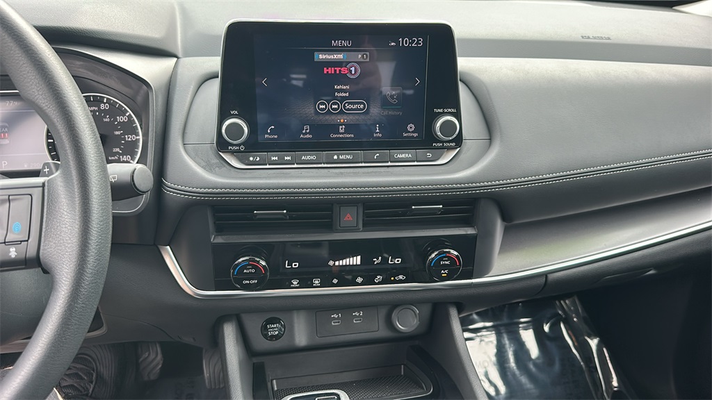 2024 Nissan Rogue SV photo 18