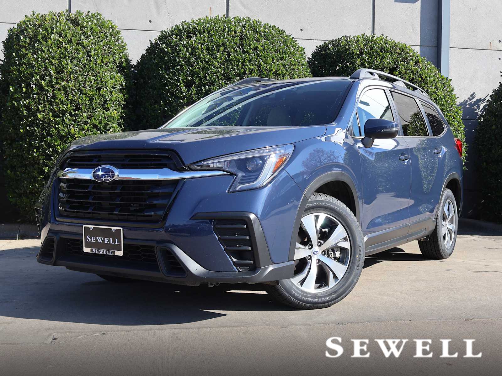 2023 Subaru Ascent Premium's photo