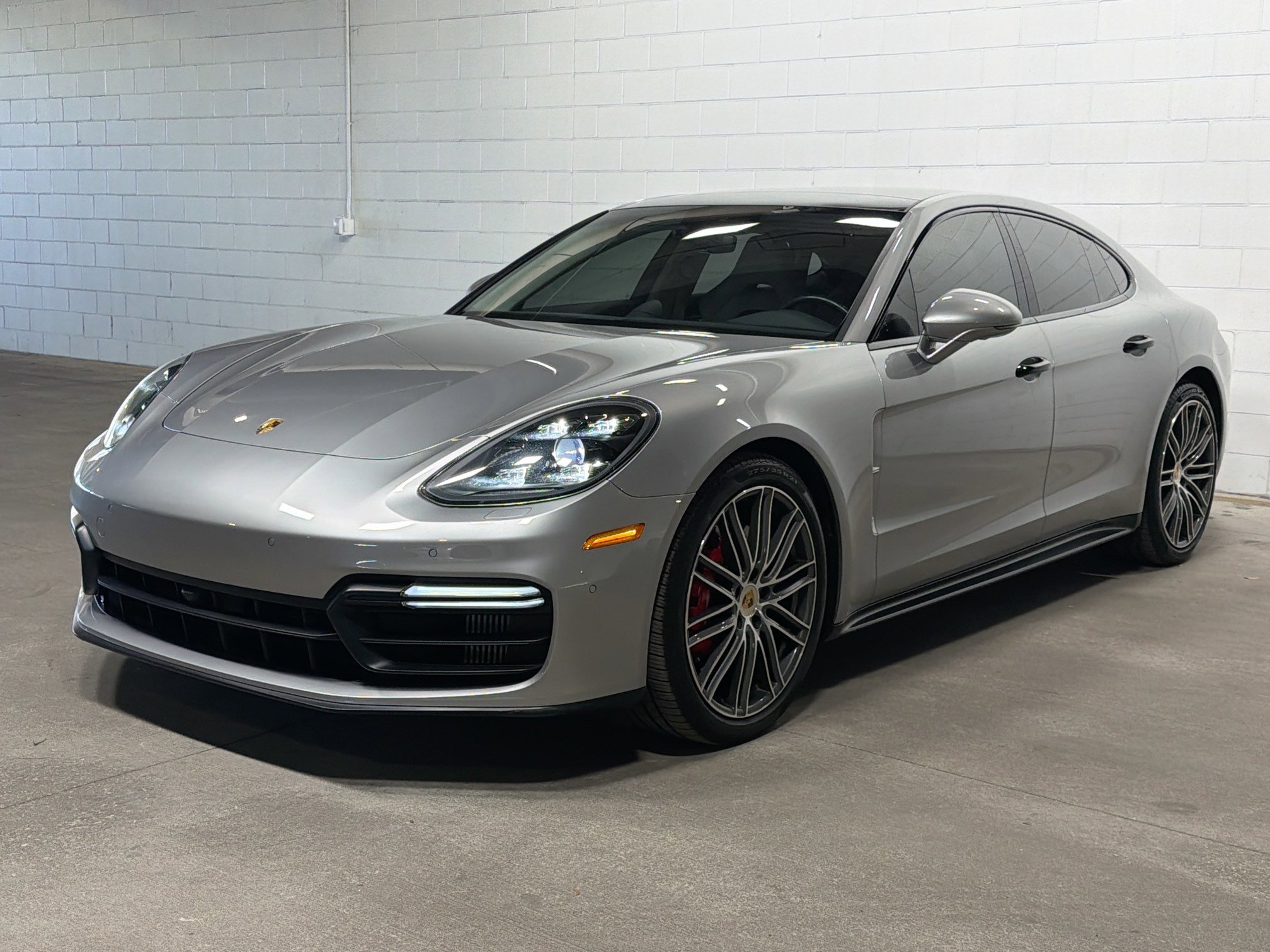2020 Porsche Panamera GTS