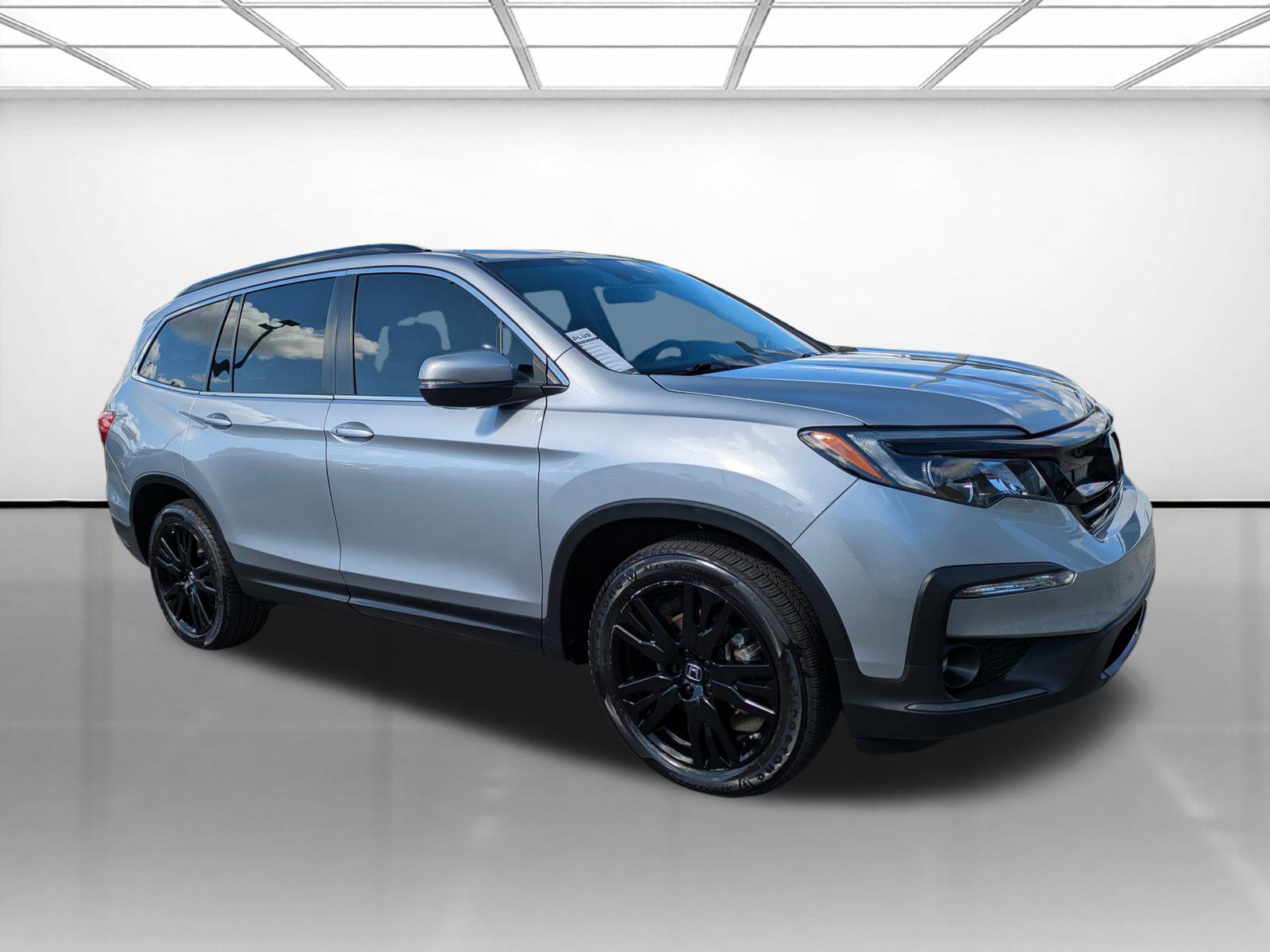 2022 Honda Pilot SE's photo