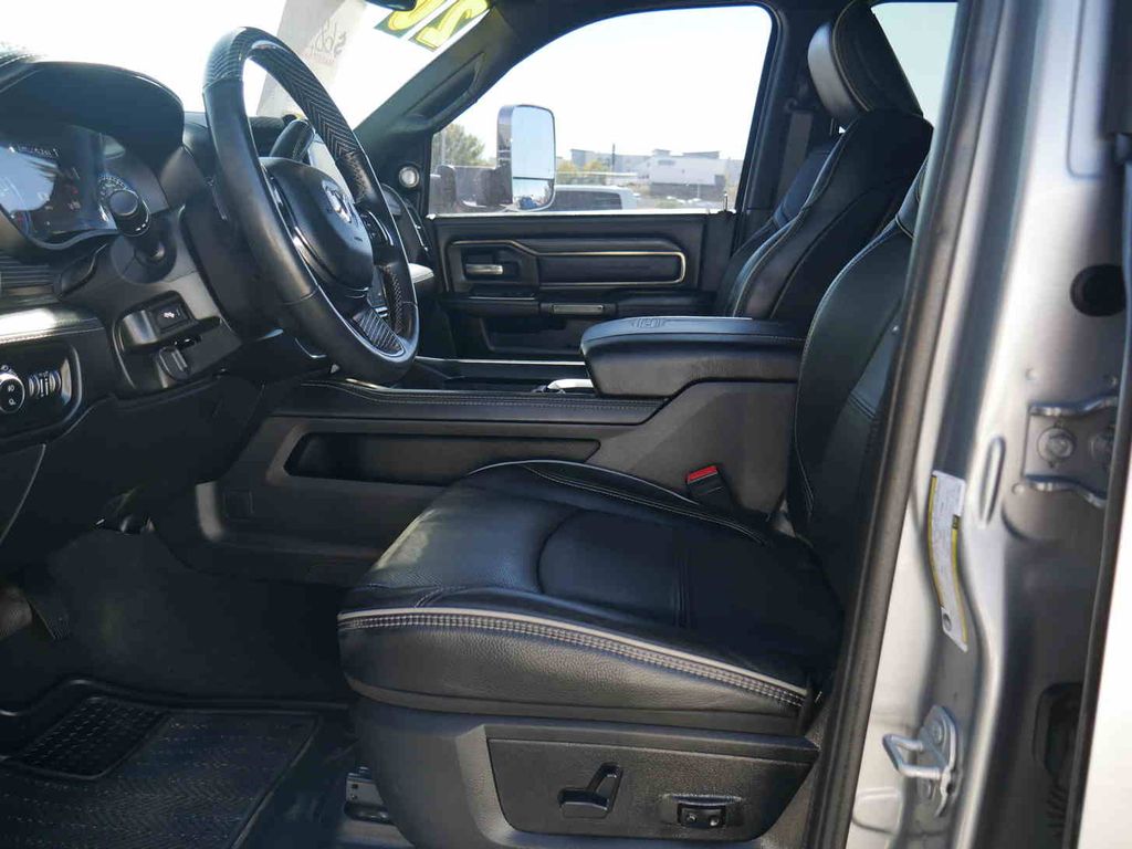 2020 Ram 3500 Limited photo 31