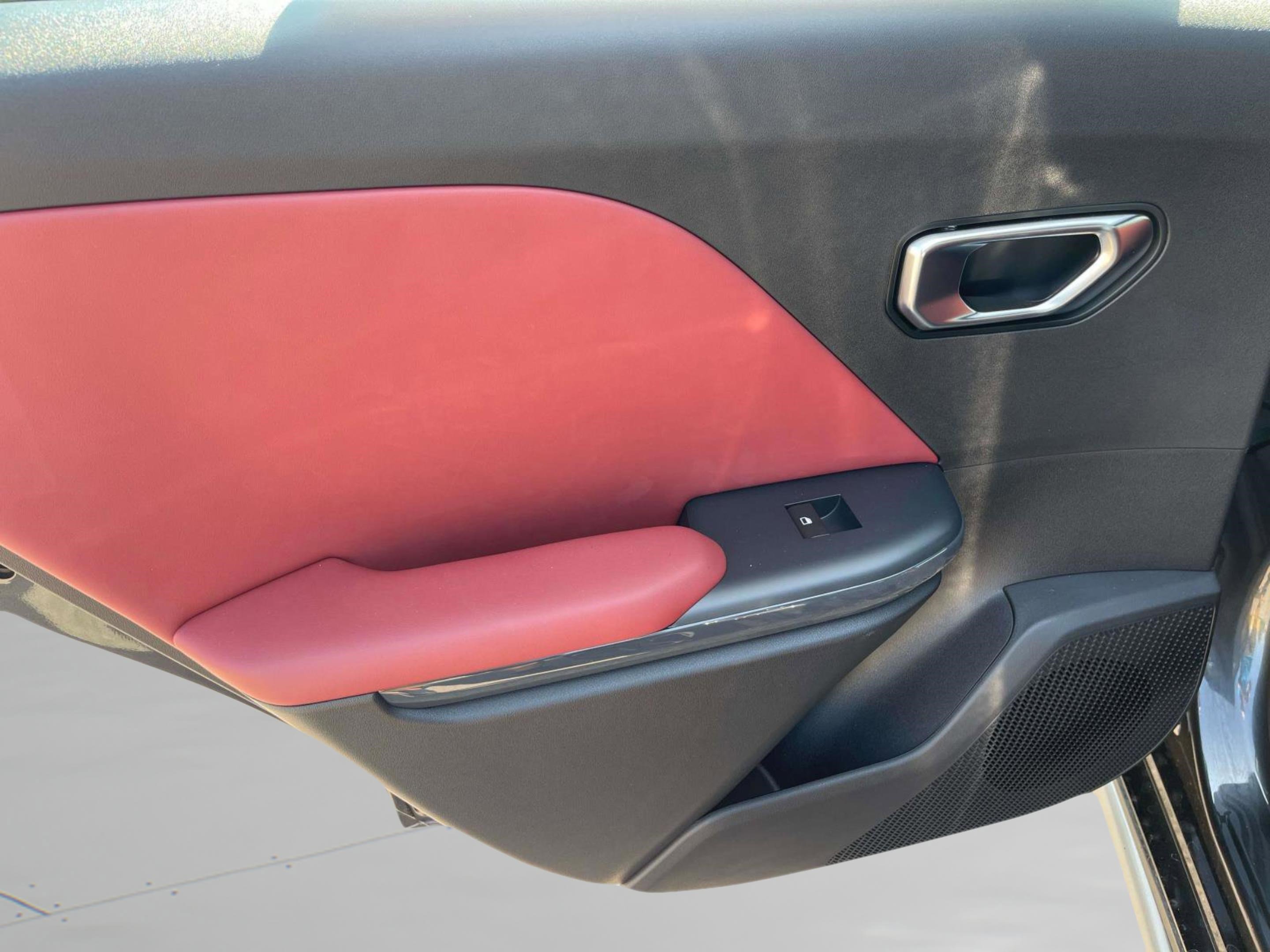2025 Kia K4 GT-Line photo 18