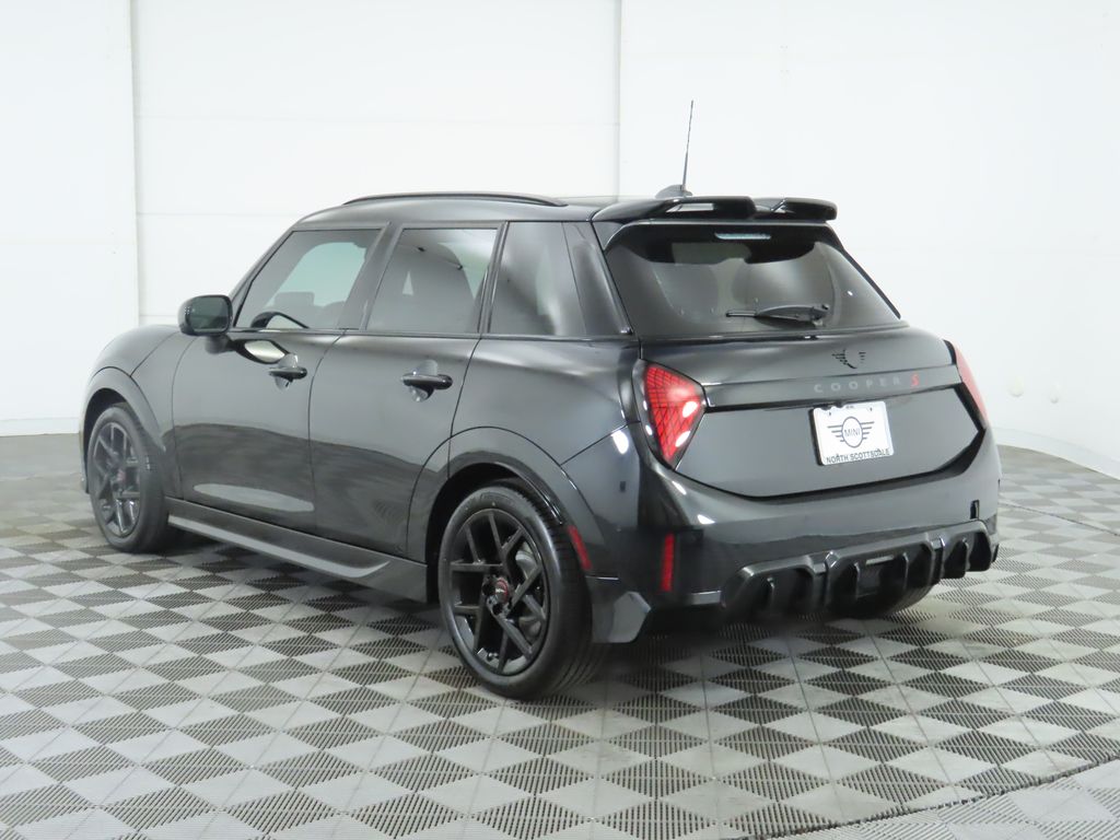 2025 Mini Cooper 4 Door Hardtop S Iconic photo 3