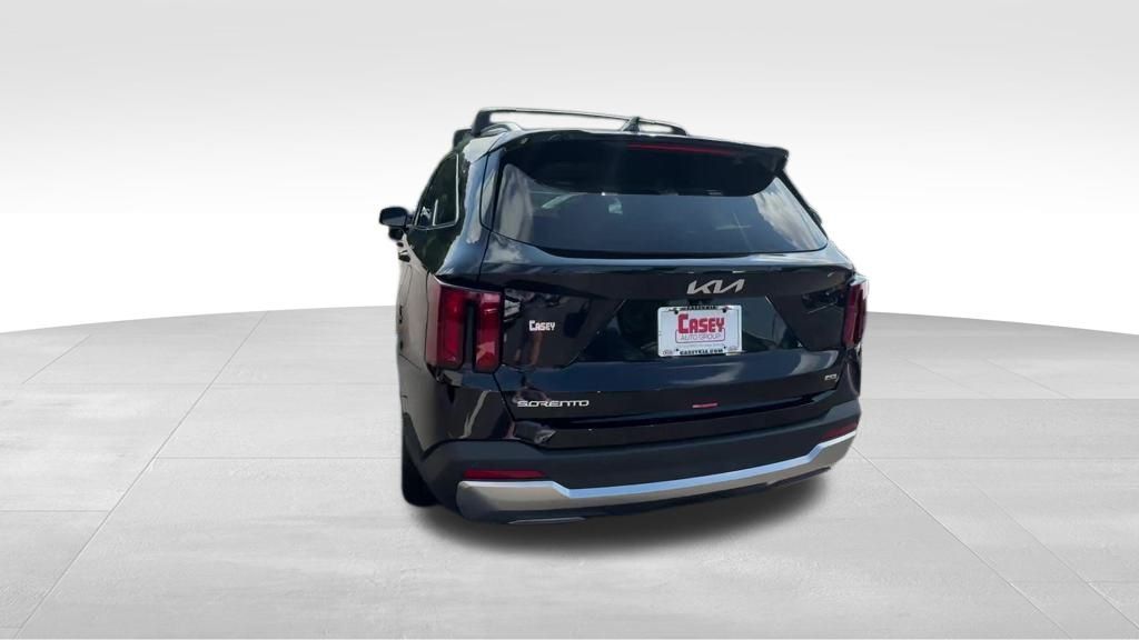 2025 Kia Sorento S photo 4