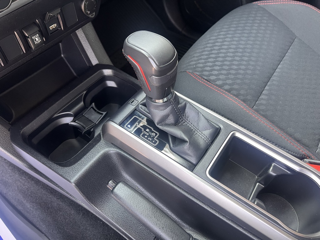 2023 Toyota Tacoma SR5 photo 32