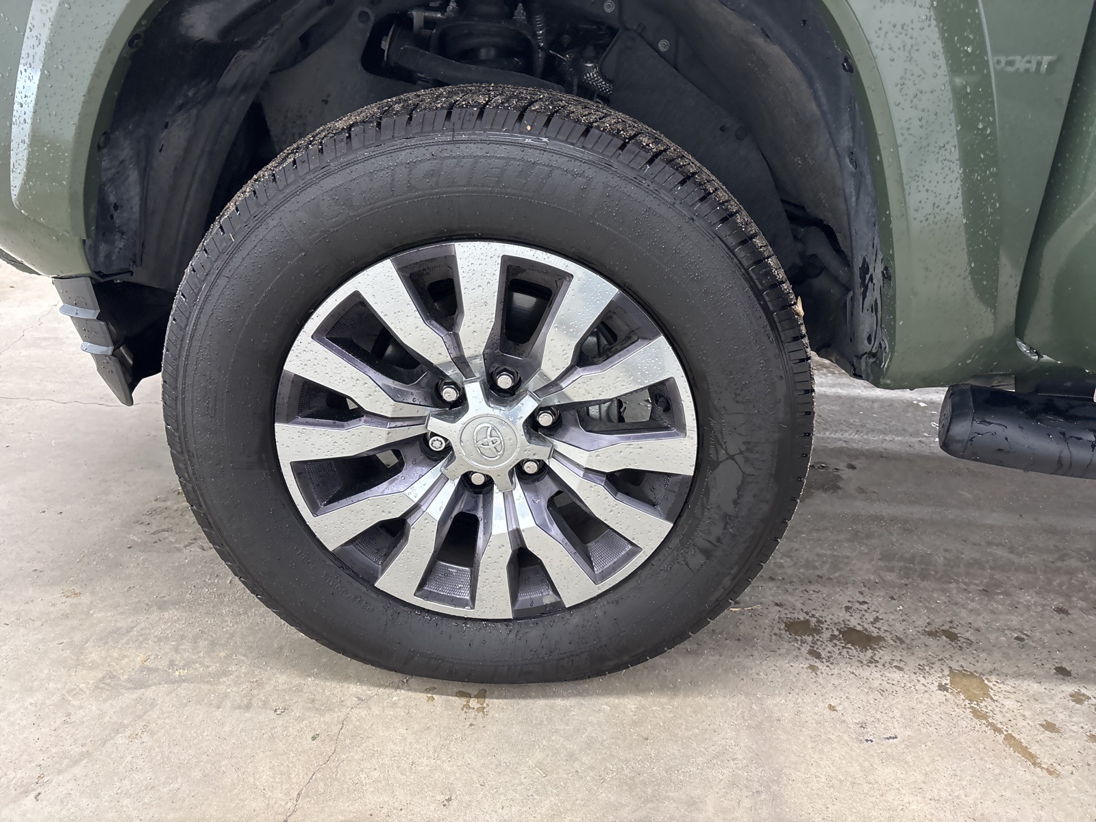 2022 Toyota Tacoma Limited photo 23