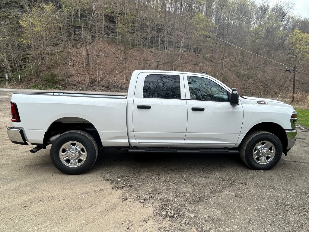 2025 Ram 2500 Tradesman photo 3