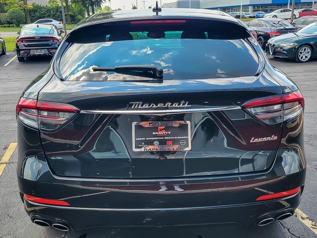 2022 Maserati Levante GT photo 4