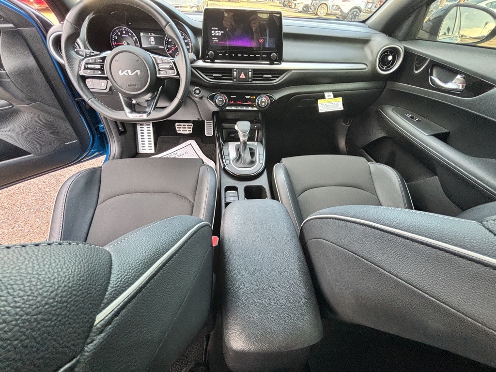 2024 Kia Forte GT-Line photo 8
