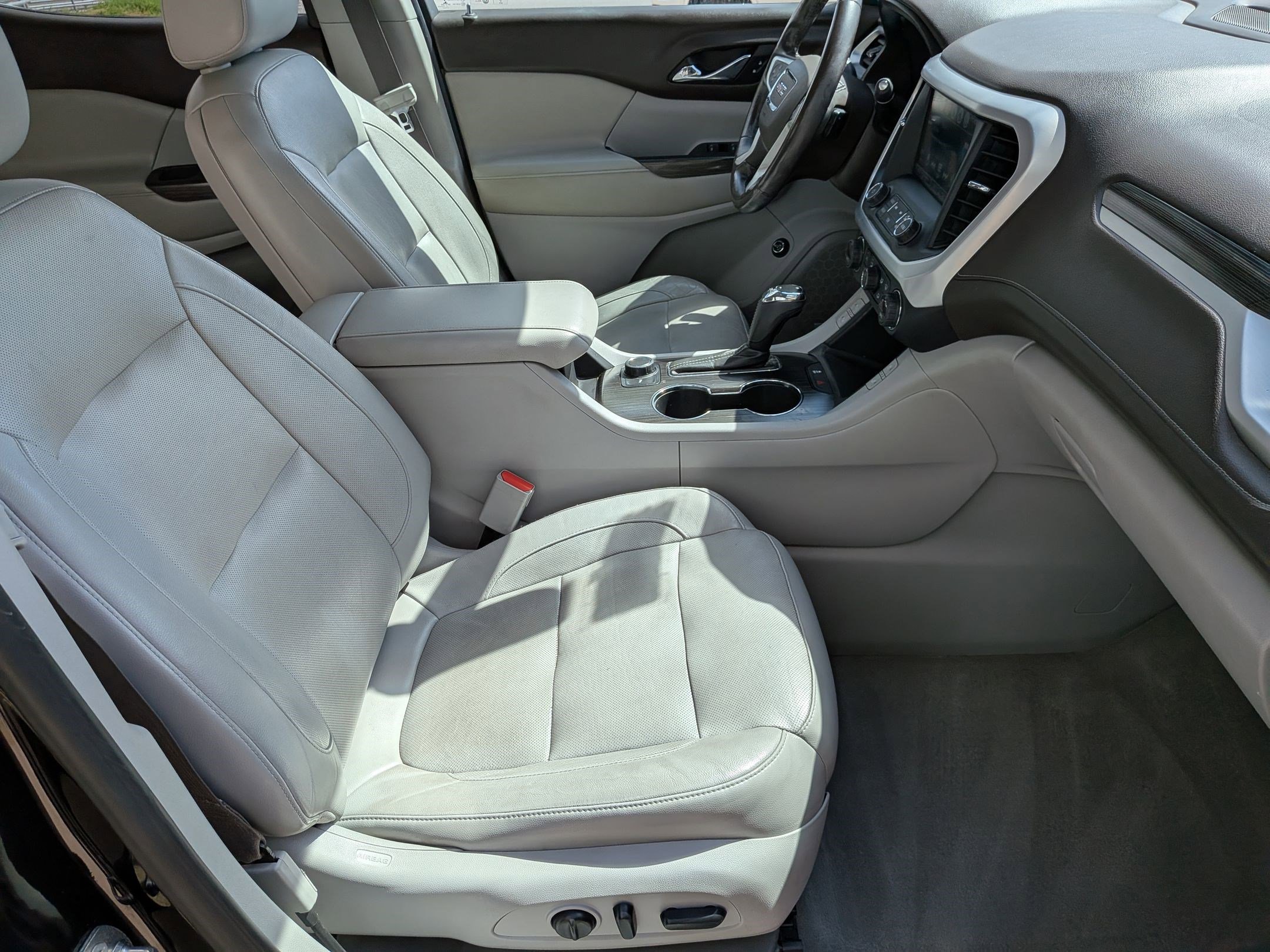 2018 Gmc Acadia SLT photo 17