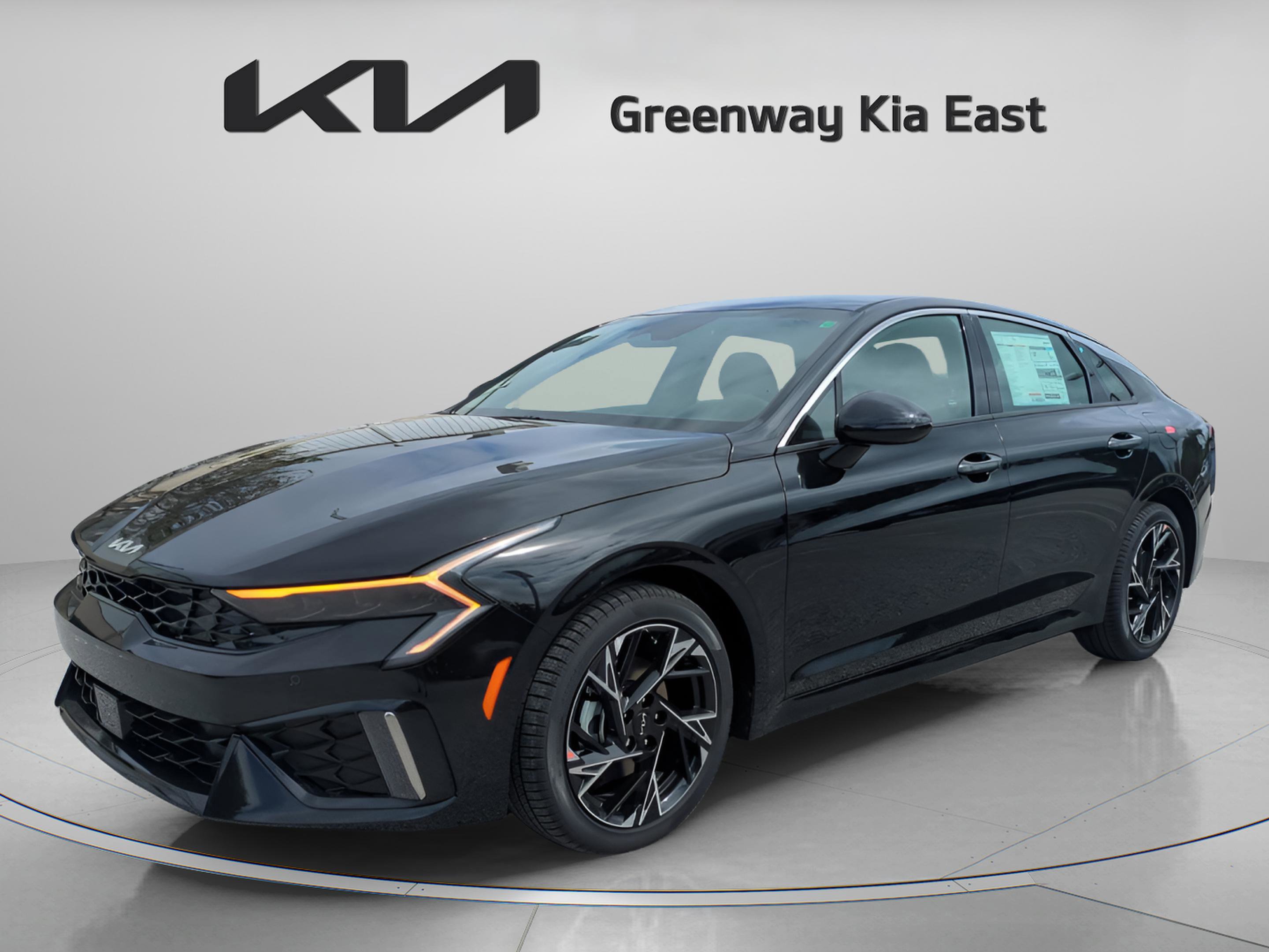 2026 Kia K5 GT-Line photo 4