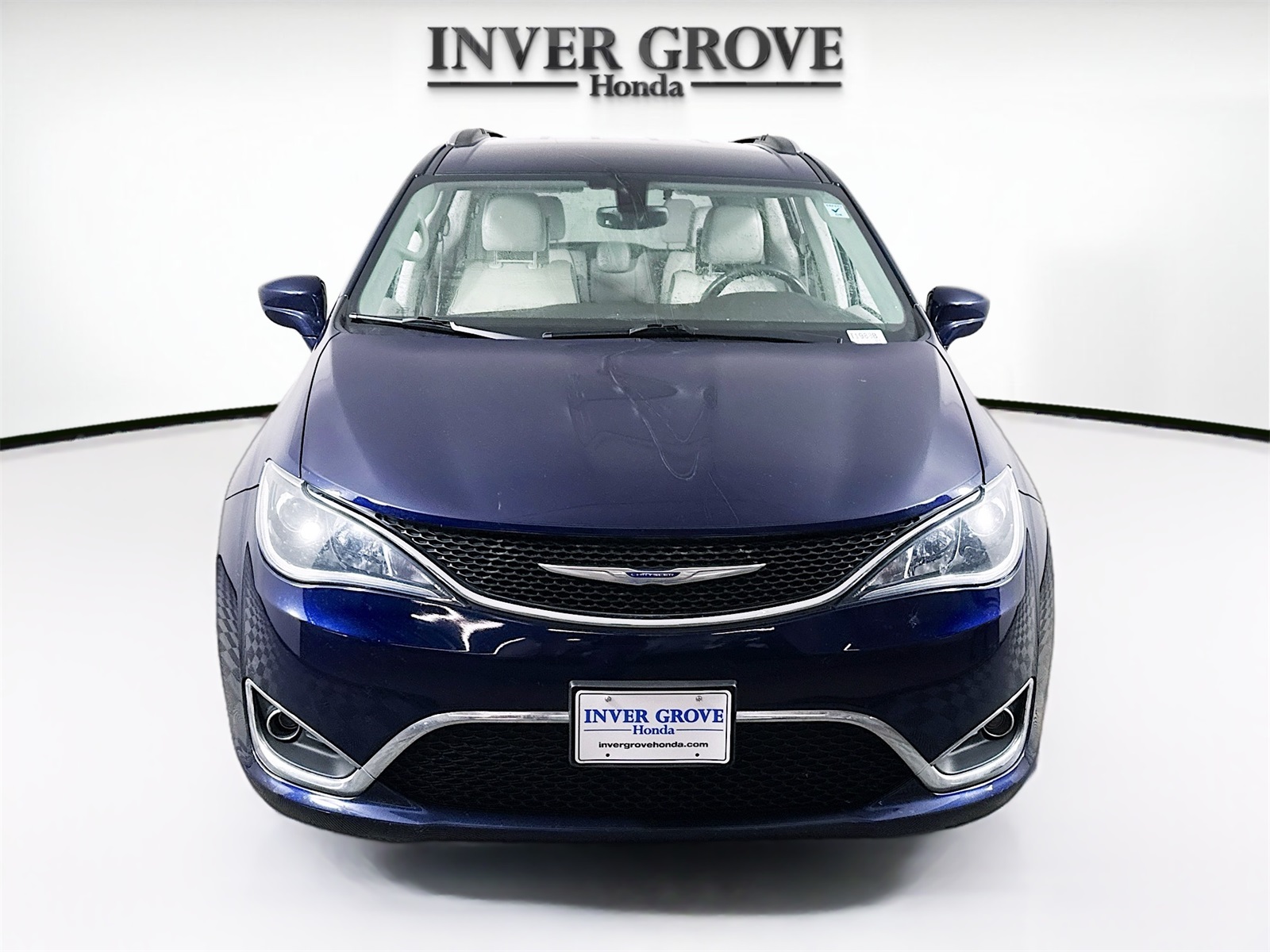 Used 2018 Chrysler Pacifica Touring L Plus with VIN 2C4RC1EG8JR338537 for sale in Inver Grove Heights, Minnesota