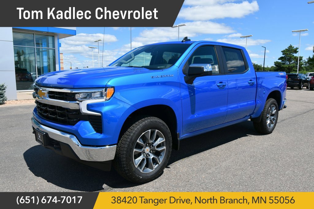 2025 Chevrolet Silverado 1500 LT's photo