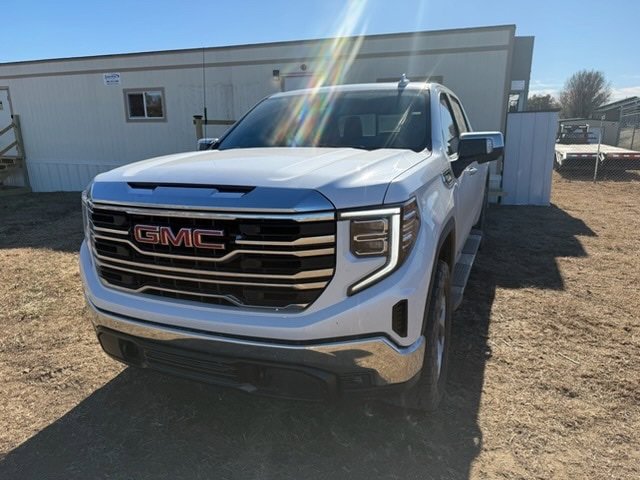 2023 GMC Sierra 1500 SLT's photo