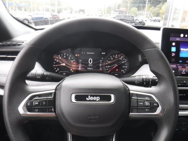 2023 Jeep Compass Sport photo 30