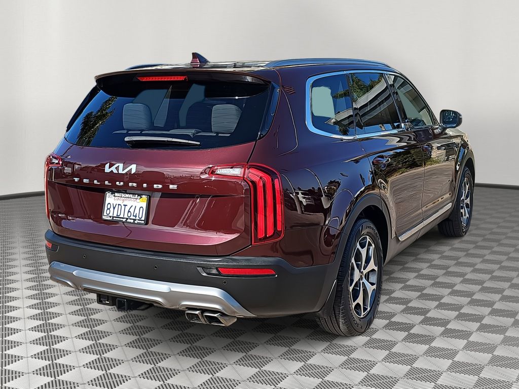 2022 Kia Telluride EX photo 3