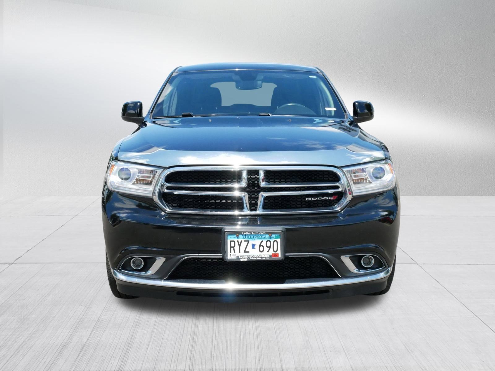 Used 2018 Dodge Durango SXT with VIN 1C4RDJAG1JC431220 for sale in Brooklyn Park, MN