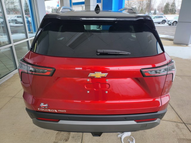 2025 Chevrolet Equinox LT photo 5