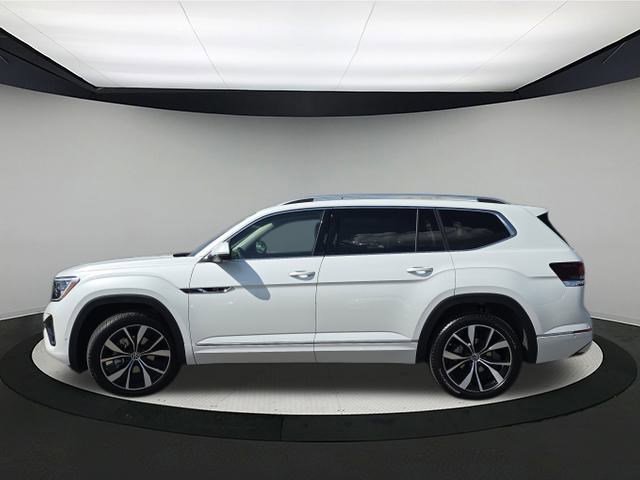 2026 Volkswagen Atlas SEL Premium R-Line photo 2