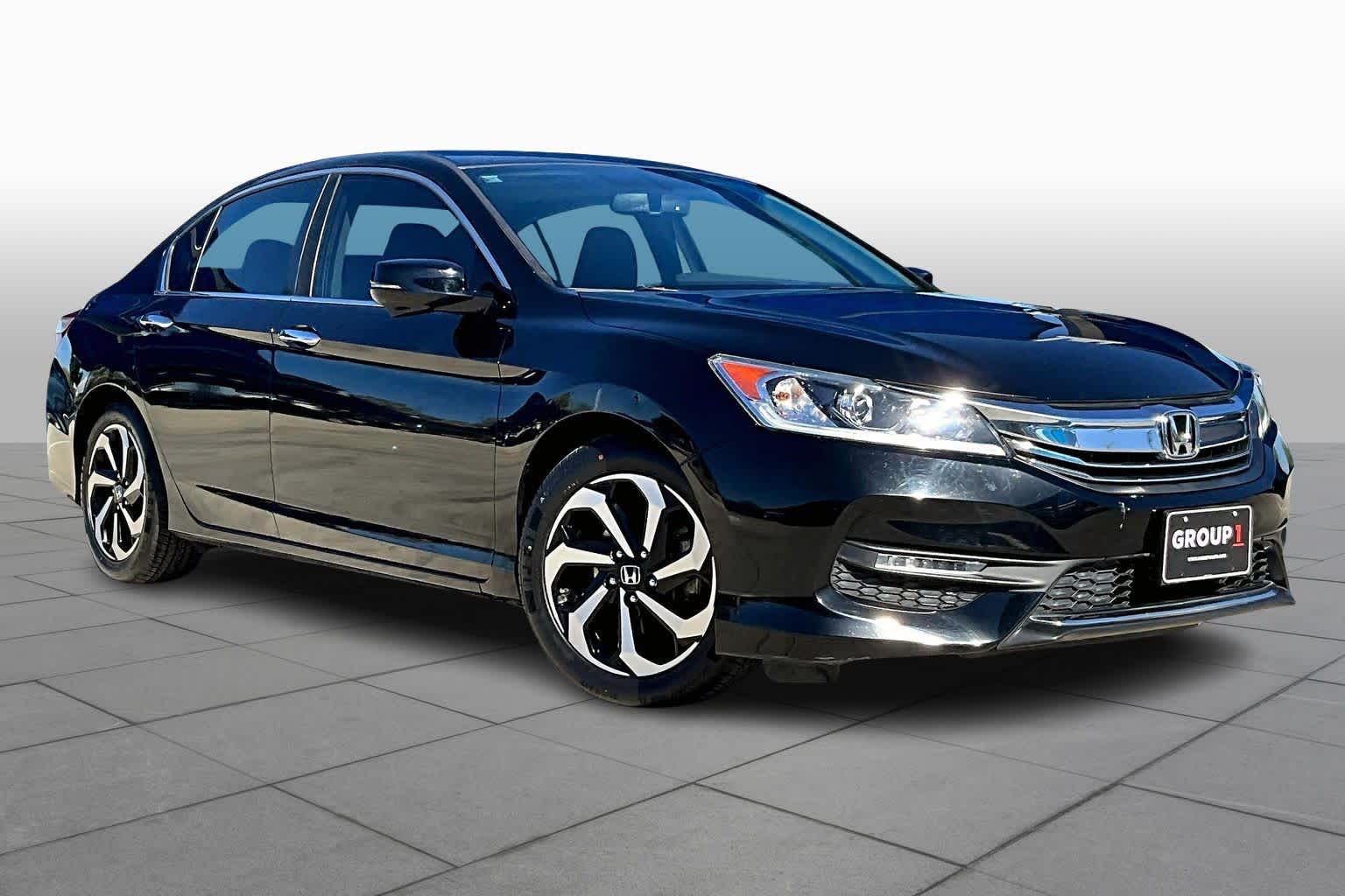 2017 Honda Accord EX-L photo 2