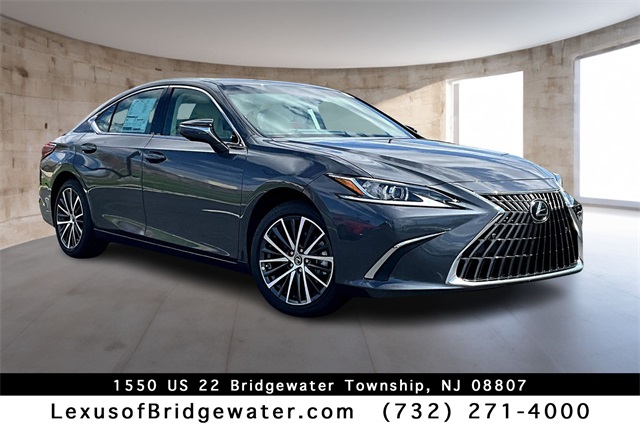 2025 Lexus ES 350's photo