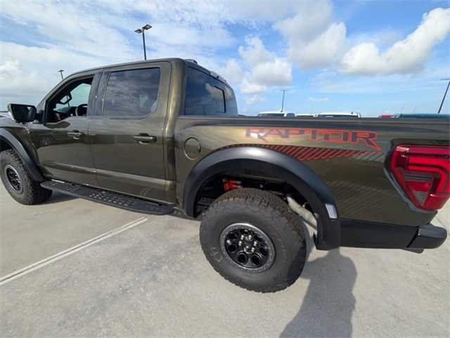 2025 Ford F-150 Raptor photo 11