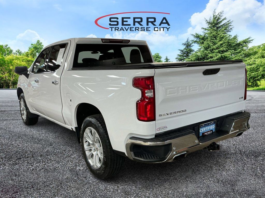 2022 Chevrolet Silverado 1500 LTZ photo 4