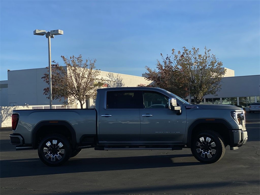 2026 Gmc Sierra 2500 HD Denali photo 4