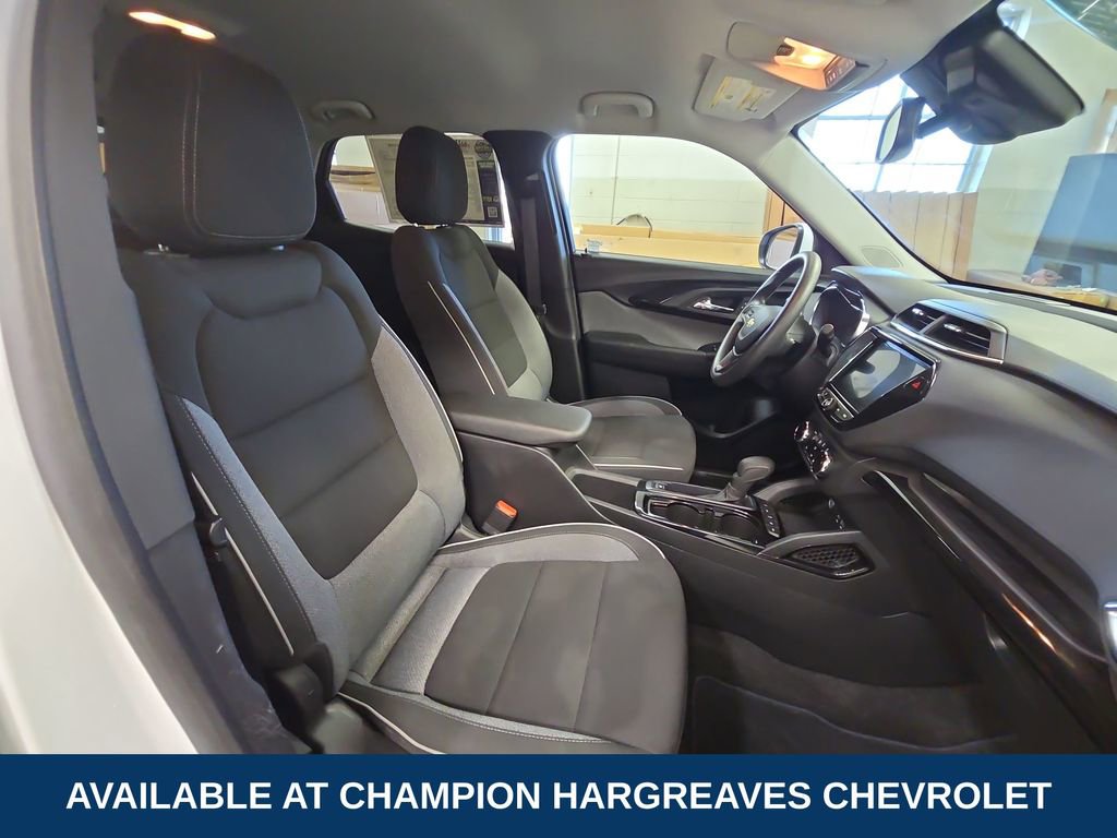 2022 Chevrolet Trailblazer LT photo 27