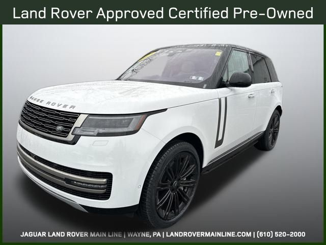 2023 Land Rover Range Rover SE's photo