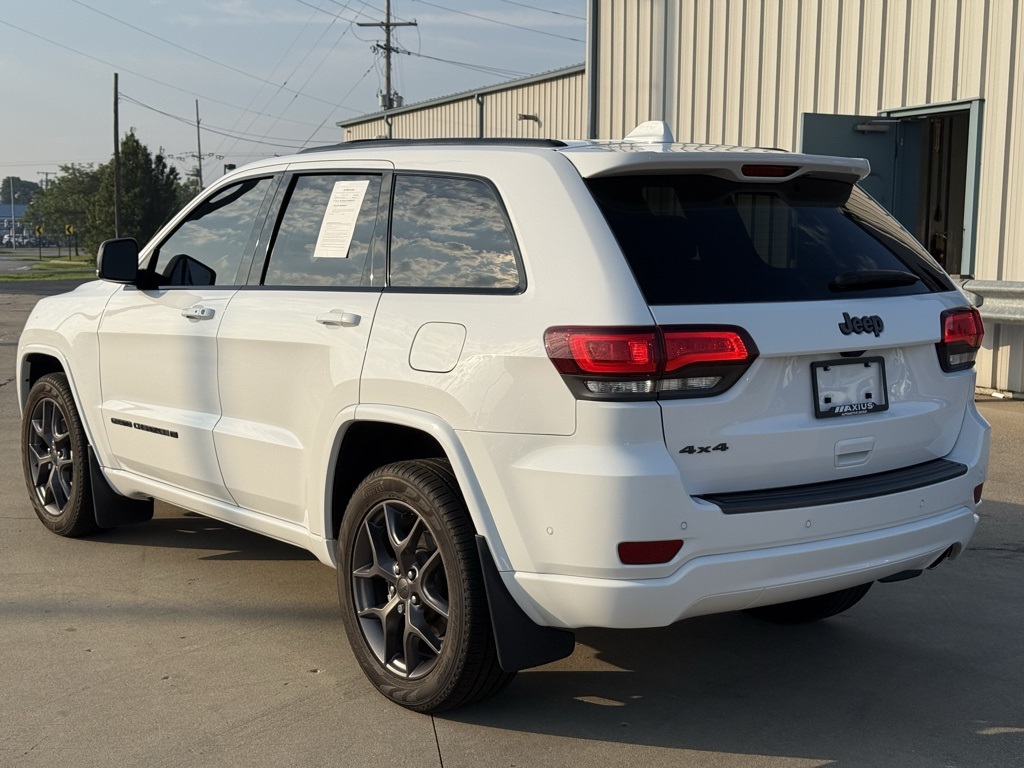 2021 Jeep Grand Cherokee Anniversary Edition photo 5