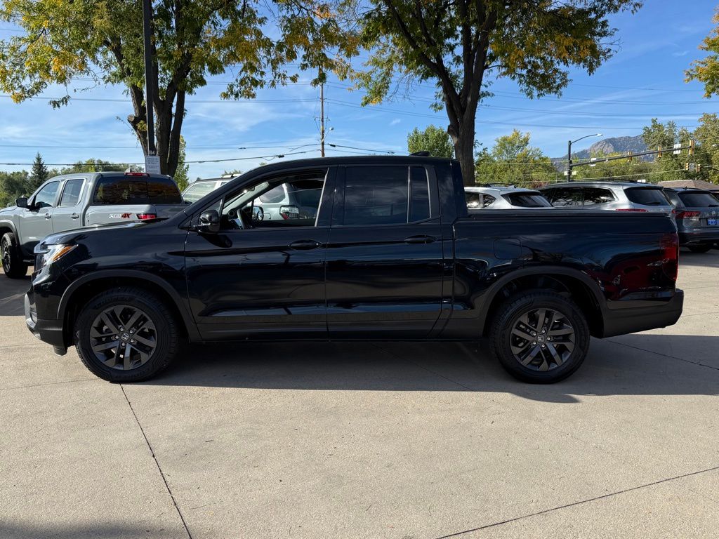 2021 Honda Ridgeline Sport photo 2