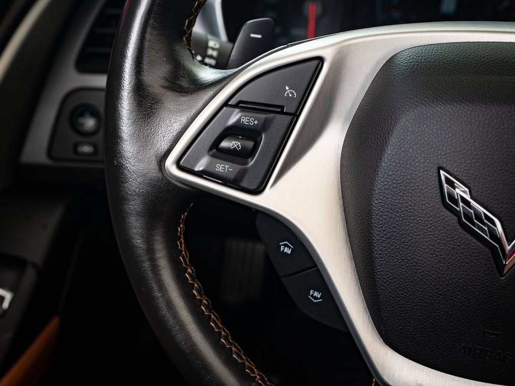 2014 Chevrolet Corvette Stingray 2LT photo 21