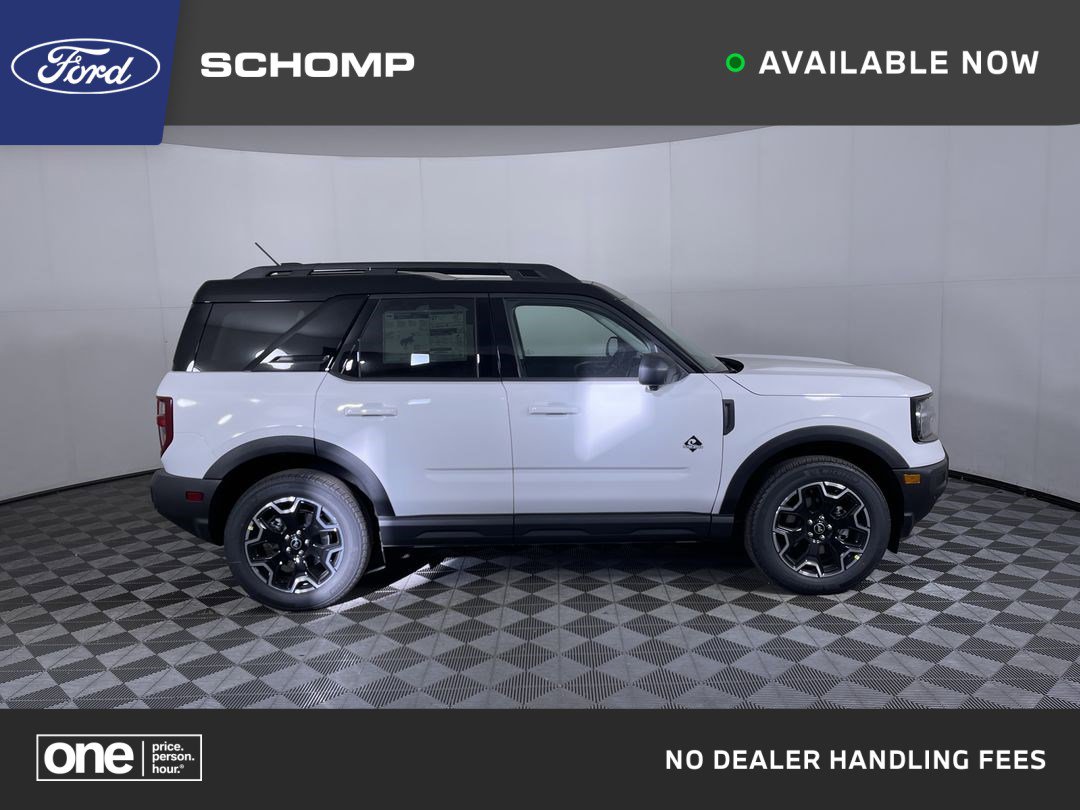 2025 Ford Bronco Sport Outer Banks's photo