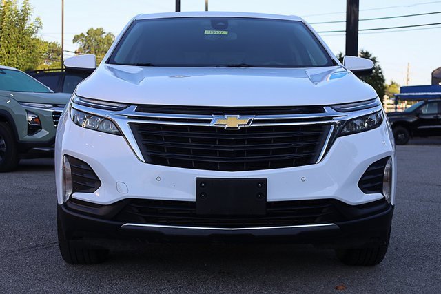 2024 Chevrolet Equinox LT photo 3