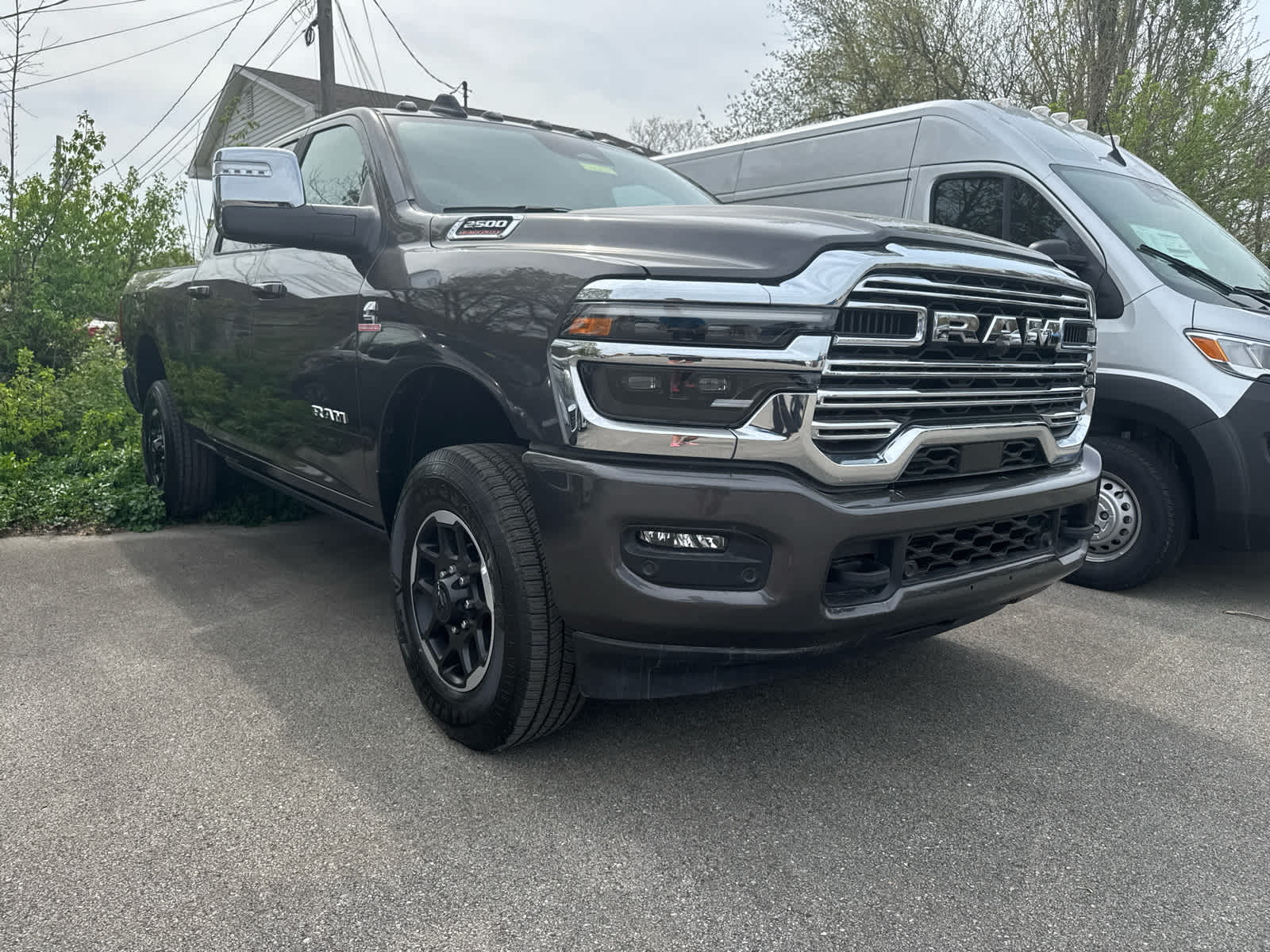 2025 Ram 2500 Laramie photo 3