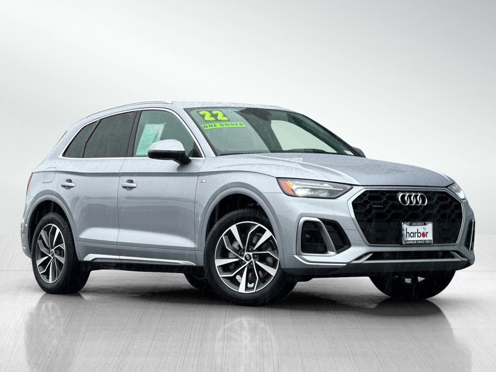 2022 Audi Q5 45 S line Premium photo 2