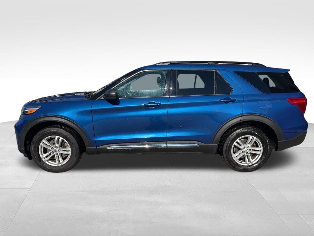 2022 Ford Explorer XLT photo 3