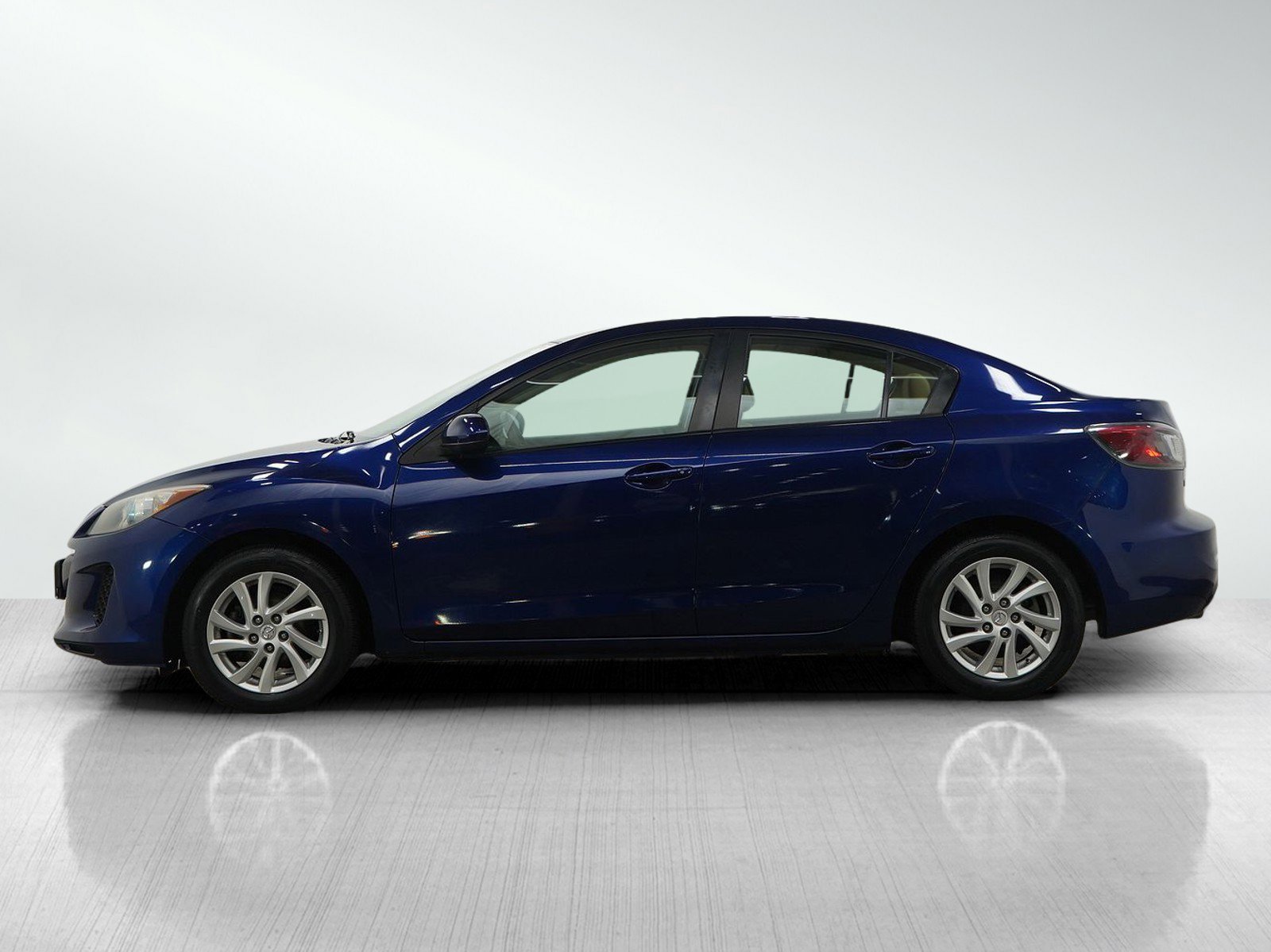 Used 2012 Mazda MAZDA3 i Touring with VIN JM1BL1V73C1606533 for sale in South Saint Paul, Minnesota