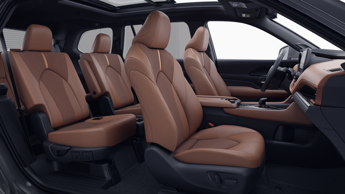 2026 Toyota Grand Highlander Hybrid MAX Platinum AWD photo 2