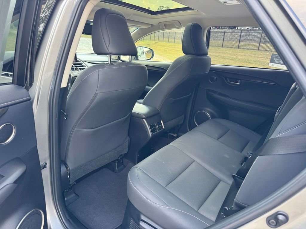 2019 Lexus NX 300h Luxury photo 26